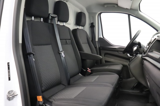 Ford Transit Custom 2.0 TDCI 130PK Automaat EURO 6 - Airco - Cruise - PDC - €18.900,- Excl.