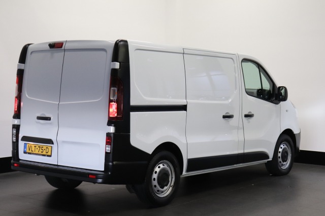 Renault Trafic 2.0 dCi 145PK Automaat EURO 6 - Airco - Navi - Cruise - Camera - €14.900,- Excl.