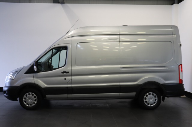 Ford Transit 2.0 TDCI 130PK L3H3 EURO 6 - Airco - Navi - Cruise - Camera - € 11.900,- Excl.