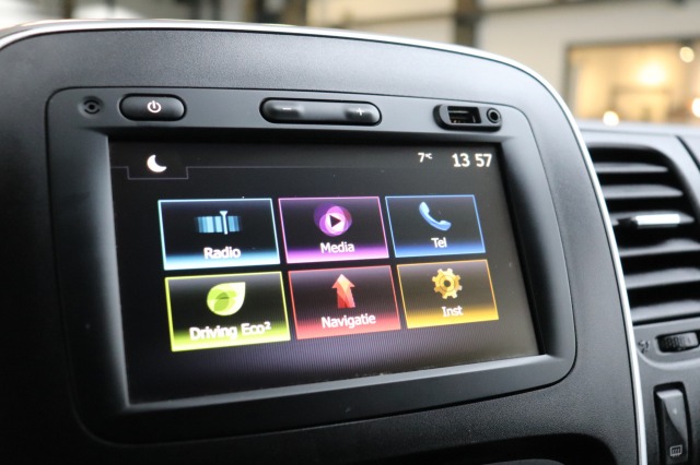 Renault Trafic 2.0 dCi 145PK Automaat 2x Schuif L2 EURO 6 - Airco - Cruise - Camera - €13.950,-  Excl.