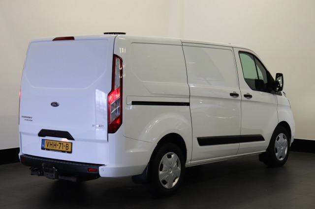 Ford Transit Custom 2.0 TDCI MHEV EURO 6 - Airco - Cruise - Camera - €13.499,- Excl.