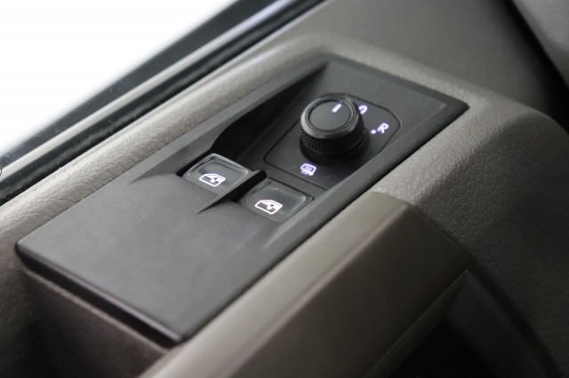 Volkswagen Crafter 2.0 TDI 177PK L4 DC Openlaadbak EURO 6 - Airco - Cruise - Camera - €23.900,- Excl.