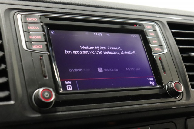 Volkswagen Transporter 2.0 TDI 150PK Automaat EURO 6 - Airco - Navi - Cruise - €14.950,- Excl. Volkswagen Transporter 2.0 TDI 150PK Automaat EURO 6 - Airco - Navi - Cruise - €14.950,- Excl.