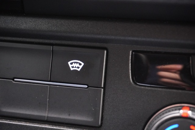 Volkswagen Transporter 2.0 TDI - Airco - Navi - Cruise - € 15.900,- Excl.