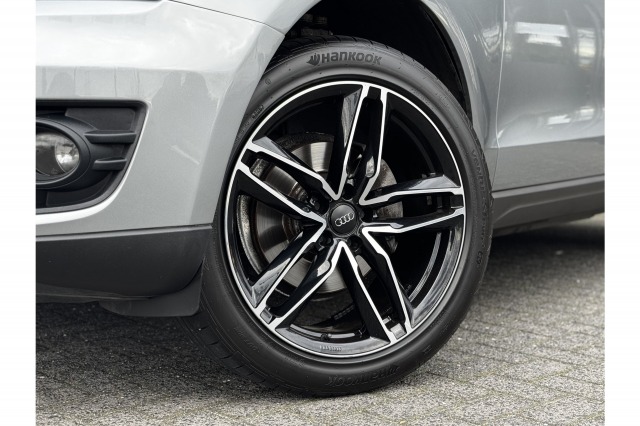 Audi Q5 2.0 TFSI quattro Automaat | Climate | PDC | 20''LM velgen | €11.900,- Incl. BTW Audi Q5 2.0 TFSI quattro Automaat | Climate | PDC | 20''LM velgen | €11.900,- Incl. BTW