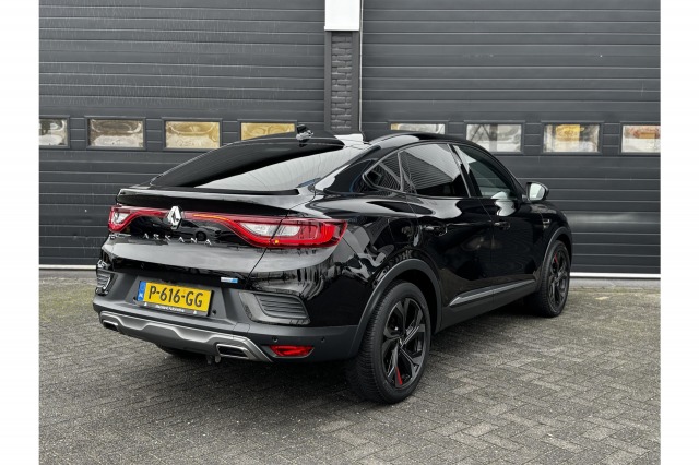 Renault Arkana 1.6 E-Tech Hybrid 145PK R.S. Line | Leder | ACC | Camera | Trekhaak | €22.900,- incl. BTW