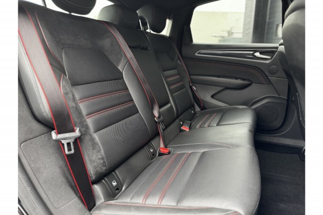 Renault Arkana 1.6 E-Tech Hybrid 145PK R.S. Line | Leder | ACC | Camera | Trekhaak | €22.900,- incl. BTW