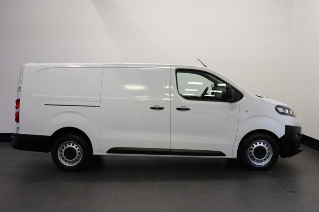 Opel Vivaro 2.0 CDTI 145PK L3 EURO 6 - Airco - Cruise - PDC - €14.900,-  Excl.