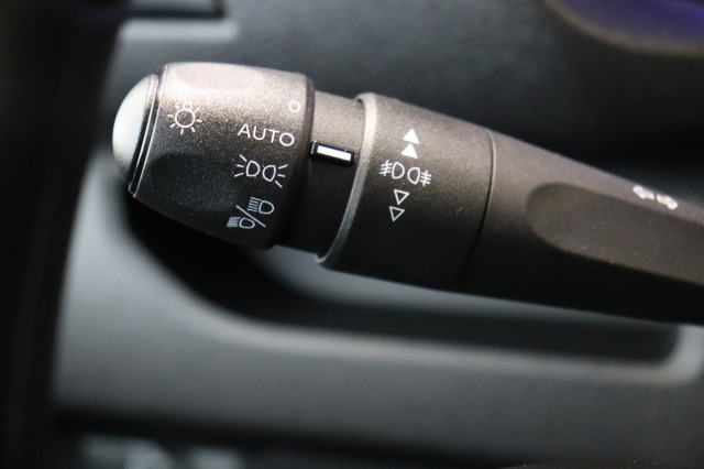 Opel Vivaro 2.0 BlueHDi 145PK L3 EURO 6 - Airco - Navi - Cruise - € 16.499.- Excl. Opel Vivaro 2.0 BlueHDi 145PK L3 EURO 6 - Airco - Navi - Cruise - € 16.499.- Excl.