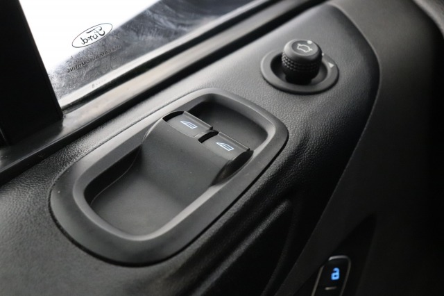 Ford Transit Custom 2.0 TDCI 130PK Automaat L1H2 - EURO 6 - Airco - Navi - Cruise - €16.950,- Excl.