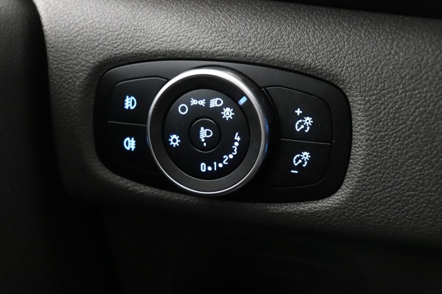 Ford Transit Custom 2.0 TDCI 130PK Automaat L1H2 - EURO 6 - Airco - Navi - Cruise - €16.950,- Excl.