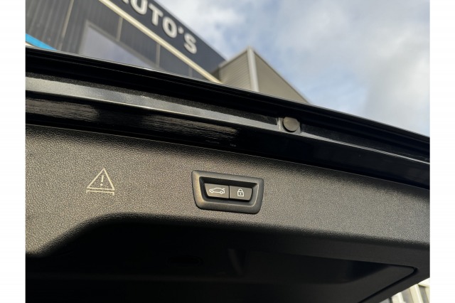 BMW 5 Serie Touring 530e xDrive High Executive M Sport | Massage | H&K | 20'' | 360 Camera | € 25.900,- incl. BTW