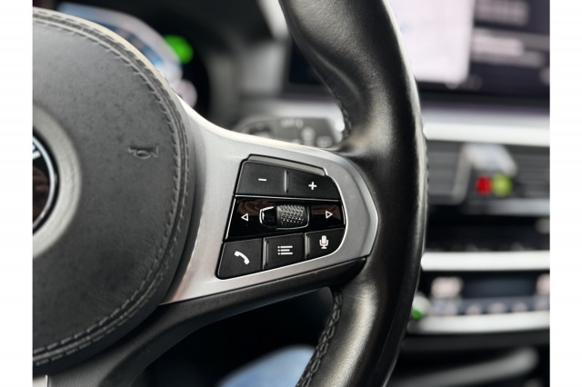 BMW 5 Serie Touring 530e xDrive High Executive M Sport | Massage | H&K | 20'' | 360 Camera | € 25.900,- incl. BTW