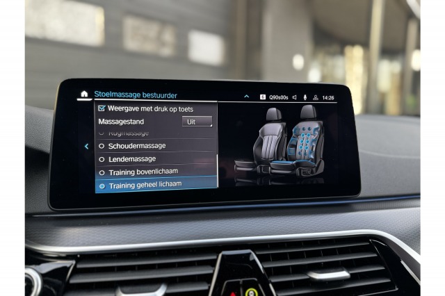 BMW 5 Serie Touring 530e xDrive High Executive M Sport | Massage | H&K | 20'' | 360 Camera | € 25.900,- incl. BTW