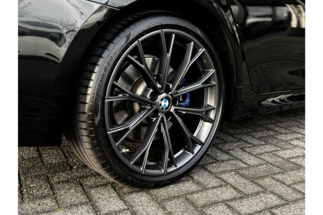 BMW 5 Serie Touring 530e xDrive High Executive M Sport | Massage | H&K | 20'' | 360 Camera | € 25.900,- incl. BTW