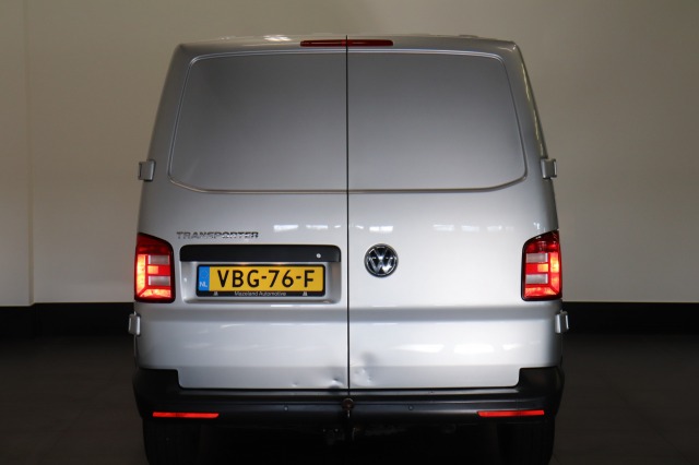 Volkswagen Transporter 2.0 TDI 150PK EURO 6 - Airco - Navi - Cruise - €18.499,- Excl.