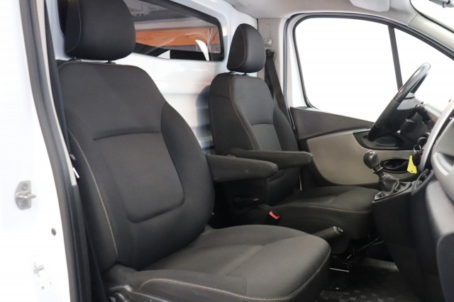 Renault Trafic 1.6 dCi 120PK L2 - EURO 6 - Airco - Navi - Cruise - €10.900,- Excl.