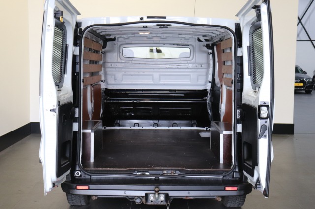 Renault Trafic 1.6 dCi 120PK L2 - EURO 6 - Airco - Navi - Cruise - €10.900,- Excl.