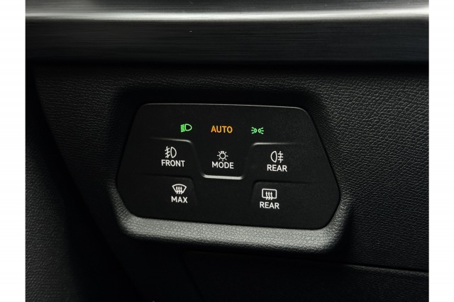 CUPRA Formentor 1.4 e-Hybrid Performance 204PK | Camera | ACC | 19'' | Stoel en stuur verw. | Carplay | €25.900,-