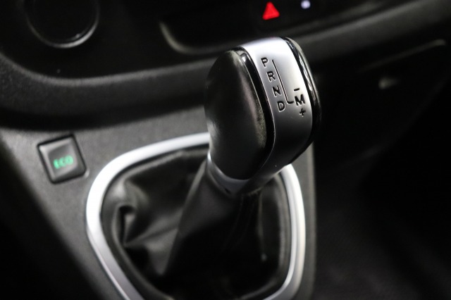 Renault Trafic 2.0 dCi 145PK L2 Automaat EURO 6 - Airco - Navi - Cruise - € 13.950,- Excl.