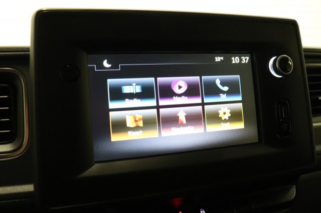 Renault Master 2.3 dCi 135PK L2H2 EURO 6 - Airco - Navi - Cruise - €16.950,-  Excl.