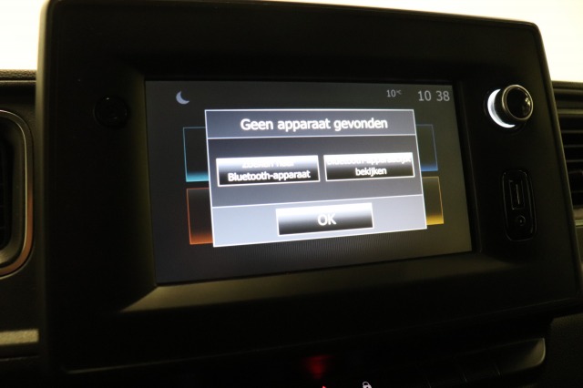 Renault Master 2.3 dCi 135PK L2H2 EURO 6 - Airco - Navi - Cruise - €16.950,-  Excl.