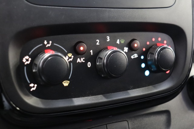 Opel Vivaro 1.6 CDTI EURO 6 - Airco - Navi - Cruise - € 9.900,- Excl.