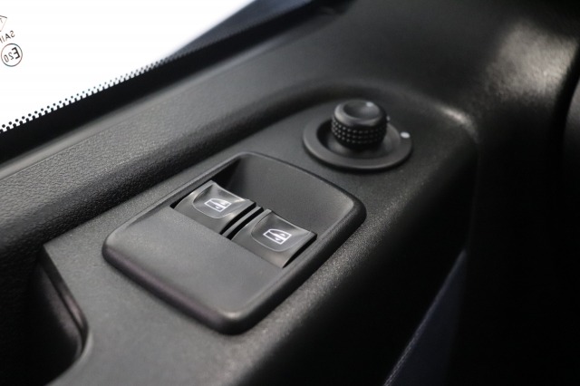 Opel Vivaro 1.6 CDTI EURO 6 - Airco - Navi - Cruise - € 9.900,- Excl.