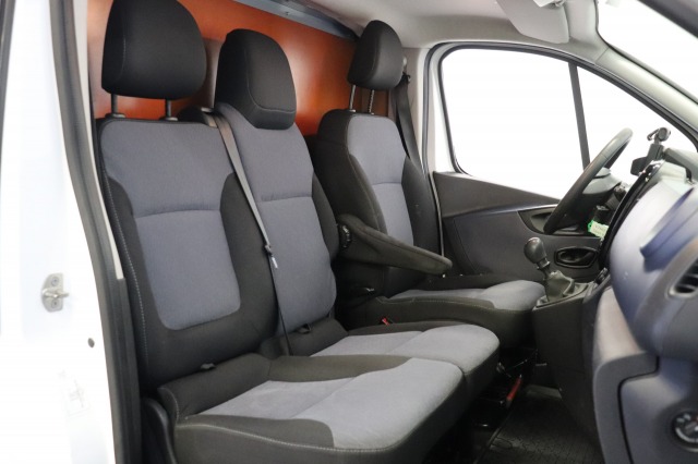 Opel Vivaro 1.6 CDTI L2 EURO 6 - Airco - Cruise - PDC - €9.950,- Excl.