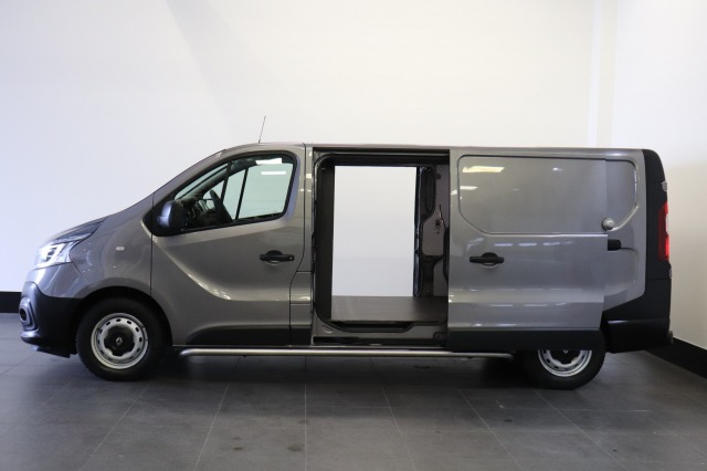 Renault Trafic 2.0 dCi 145PK L2 Automaat EURO 6 - Airco - Cruise - Camera - €13.900,- Excl.