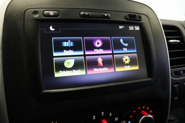 Renault Trafic 2.0 dCi 145PK L2 Automaat EURO 6 - Airco - Cruise - Camera - €13.900,- Excl.