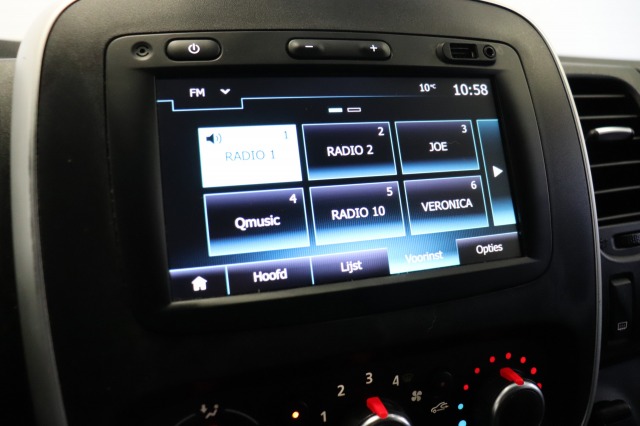 Renault Trafic 2.0 dCi 145PK L2 Automaat EURO 6 - Airco - Cruise - Camera - €13.900,- Excl.