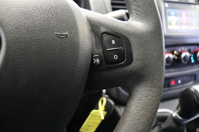 Renault Trafic 2.0 dCi 145PK L2 Automaat EURO 6 - Airco - Cruise - Camera - €13.900,- Excl.