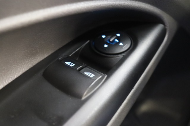 Ford Transit Connect 1.5 EcoBlue L2 EURO 6 - Airco - Carkit - Trekhaak - €9.950,- Excl. Ford Transit Connect 1.5 EcoBlue L2 EURO 6 - Airco - Carkit - Trekhaak - €9.950,- Excl.