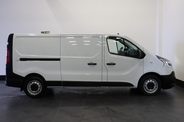 Renault Trafic 2.0 dCi L2 Automaat EURO 6 - Airco - Cruise - Trekhaak - €14.900,- Excl.