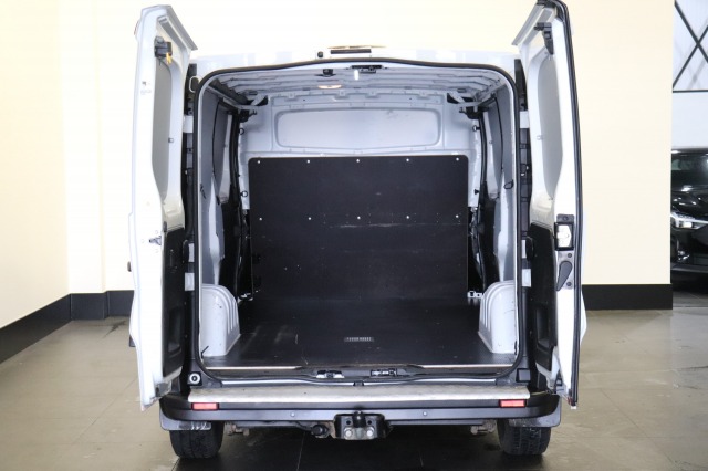 Renault Trafic 2.0 dCi L2 Automaat EURO 6 - Airco - Cruise - Trekhaak - €14.900,- Excl.