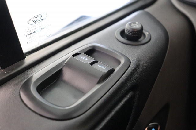 Ford Transit Custom 2.0 TDCI EURO 6 - Airco - Cruise - PDC - €13.499 Excl.