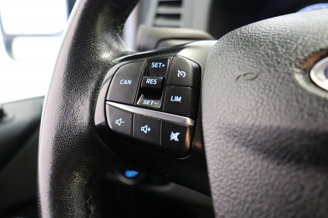 Ford Transit Custom 2.0 TDCI EURO 6 - Airco - Cruise - PDC - €13.499 Excl.