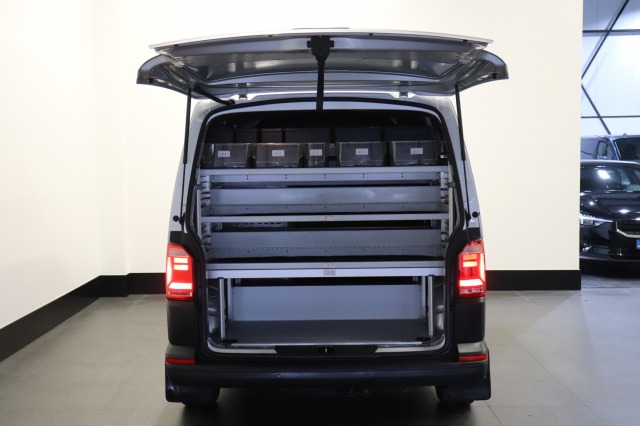 Volkswagen Transporter 2.0 TDI 150PK Automaat EURO 6 - Airco - Navi - Cruise - Carplay - €15.950,- Excl.