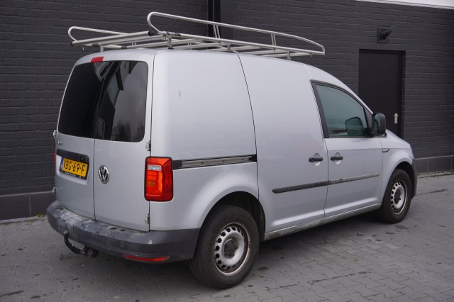 Volkswagen Caddy 2.0 TDI EURO 6 - Airco - Cruise - PDC - Trekhaak - € 11.950,- Excl.