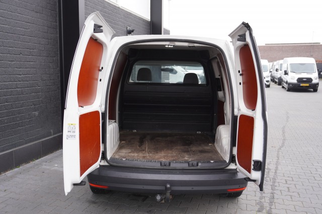 Volkswagen Caddy 2.0 TDI 102PK Automaat EURO 6 - Airco - Navi - Cruise - € 14.499,- Excl.