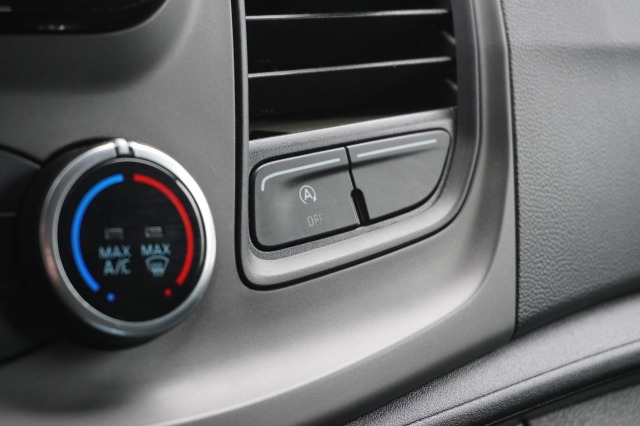 Ford Transit Custom 2.0 TDCI 130PK L2H2 EURO 6 - Airco - Cruise - Camera - € 13.950,- Excl.