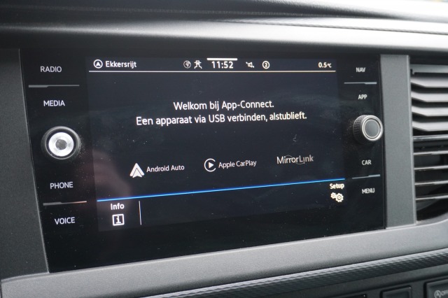 Volkswagen Transporter 2.0 TDI L2 - EURO 6 - Airco - Navi - Cruise - €20.950,- Excl.