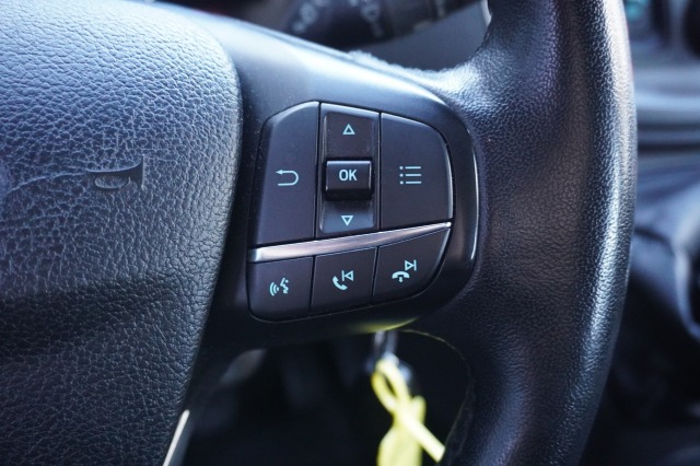 Ford Transit Custom 2.0 TDCI L2 Dubbele Cabine EURO 6 - Airco - Cruise - Camera - € 16.900,- Excl.