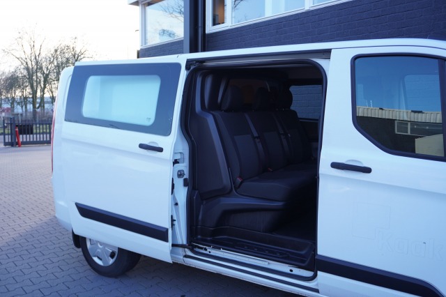 Ford Transit Custom 2.0 TDCI L2 Dubbele Cabine EURO 6 - Airco - Cruise - Camera - € 16.900,- Excl.