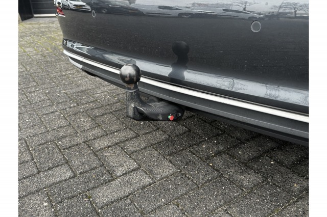 Audi A3 Sportback 35 TFSI 150PK Automaat Business edition | ACC | Carplay | Navi | Trekhaak | €21.900,- incl. BTW Audi A3 Sportback 35 TFSI 150PK Automaat Business edition | ACC | Carplay | Navi | Trekhaak | €21.900,- incl. BTW