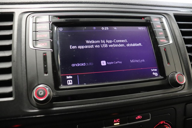 Volkswagen Transporter 2.0 TDI 150PK DSG Automaat EURO 6 - Airco - Navi - Cruise - €14.950,- Excl. Volkswagen Transporter 2.0 TDI 150PK DSG Automaat EURO 6 - Airco - Navi - Cruise - €14.950,- Excl.