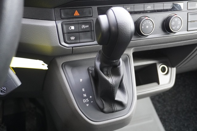 Volkswagen Crafter 2.0 TDI 140PK L3H2 Automaat EURO 6 - Airco - Cruise - Camera - € 17.499,- Excl.