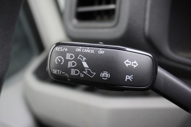 Volkswagen Crafter 2.0 TDI 140PK L3H2 Automaat EURO 6 - Airco - Cruise - Camera - € 17.499,- Excl.