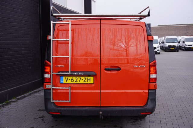 Mercedes-Benz Vito 114 CDI XL EURO 6 - A/C climate - Navi - Cruise - Trekhaak - €12.900,- Excl.